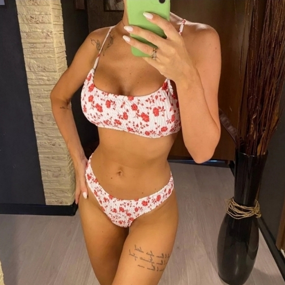 Other - New Floral Red White Scrunchy Scoop Top Sexy Bikini Set Swimsuit Size S
